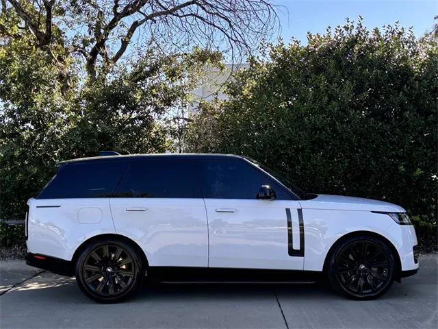 2023 land rover range rover autobiography