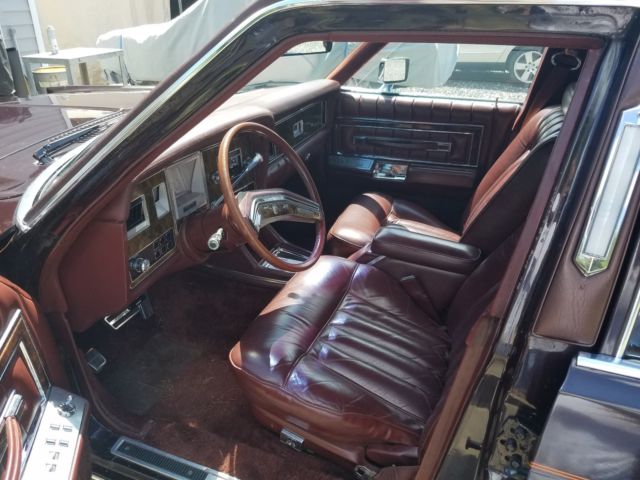 1977 lincoln versailles
