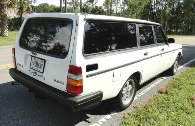 1983 volvo 240 / 245 glt turbo 4 speed manual wagon sunroof 102k mile original