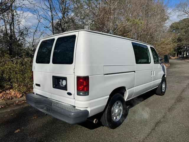 2010 ford e250 base