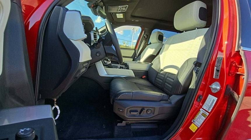 2022 toyota tundra capstone hv