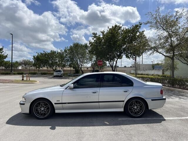 2000 bmw 5-series m5