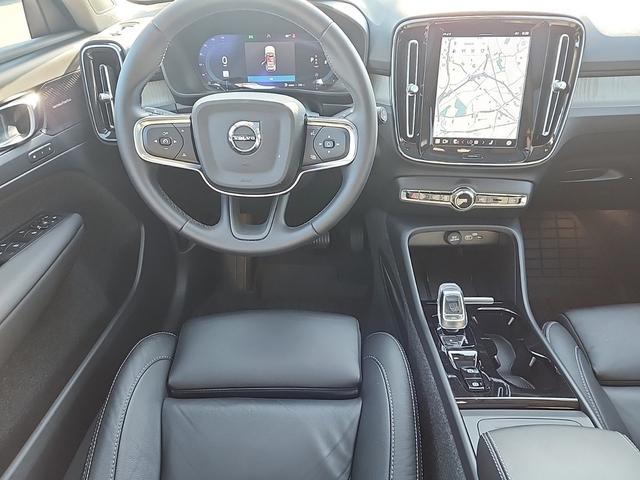 2023 volvo xc40 b5 awd ultimate dark
