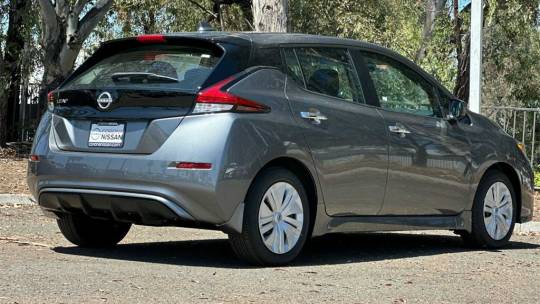 2025 Nissan Leaf