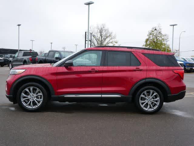 2021 ford explorer xlt