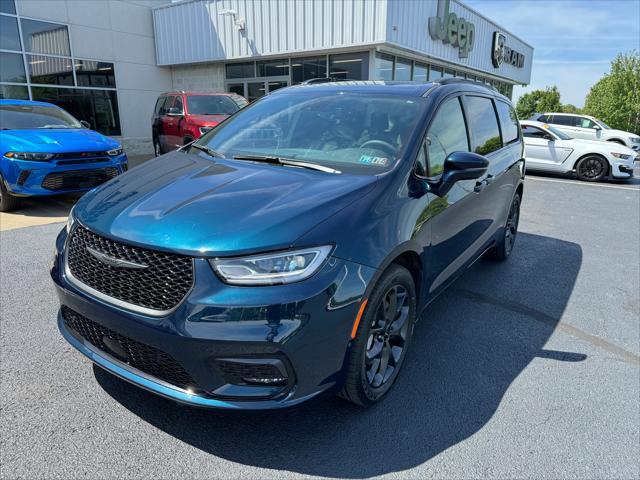 2022 chrysler pacifica limited awd