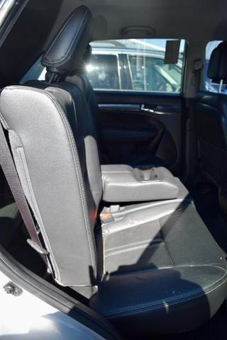 2011 kia sorento sx
