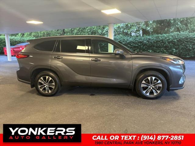 2021 toyota highlander xle