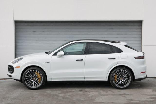 2022 porsche cayenne e-hybrid s