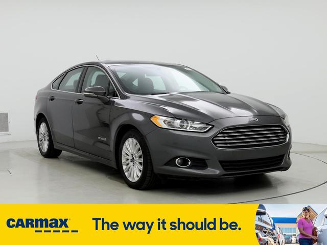 2015 ford fusion hybrid se