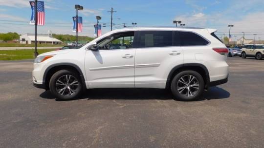 2016 toyota highlander xle