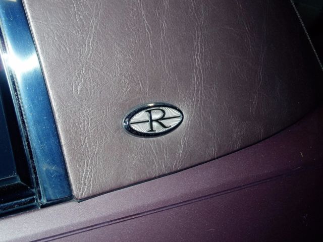 1989 buick riviera luxury edition: reduced over $1000 80's luxury