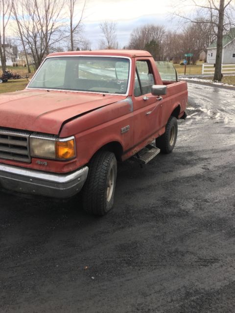 1989 ford bronco project w/46,000 miles and clean carfaxx