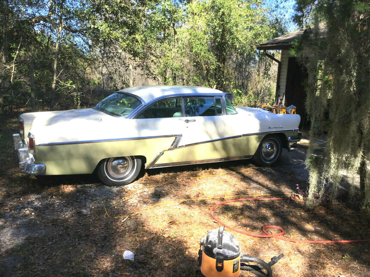 1956 mercury monterrey 2 door coupe