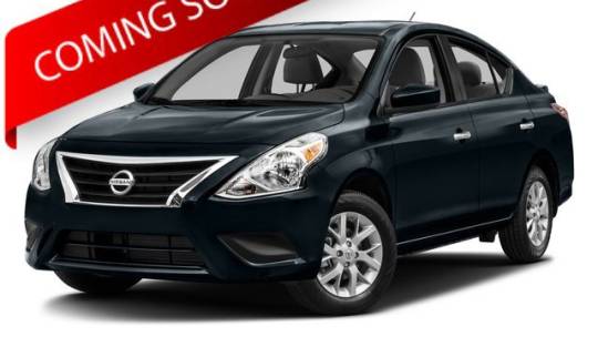 2017 nissan versa