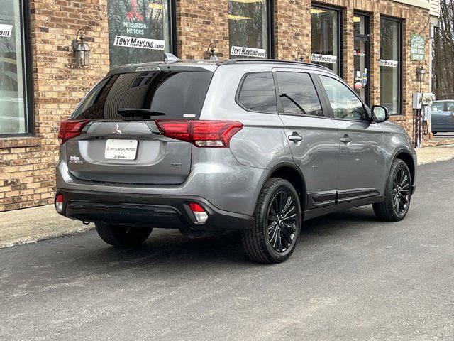 2020 mitsubishi outlander se