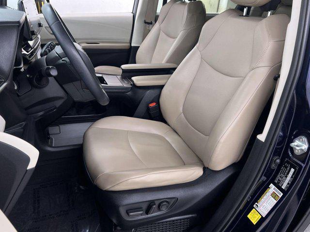 2022 toyota sienna xle 7 passenger