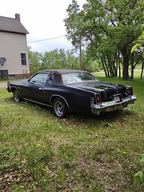 1976 chrysler cordoba (classic)