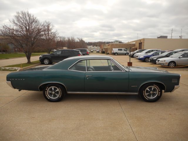 1966 pontiac lemans 2-door - 455 v8 engine - super clean - runs 100%