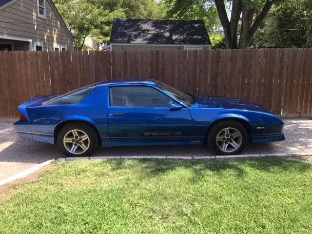 1987 chevrolet camaro iroc-z 5.7l