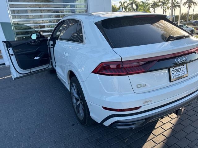 2023 audi q8 55 premium plus