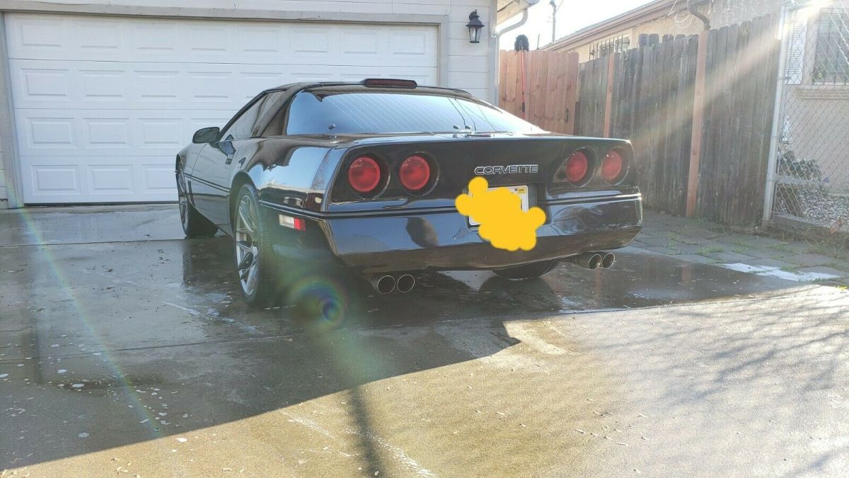 1986 chevrolet corvette base couple 5.7l great daily driver or weekend toy