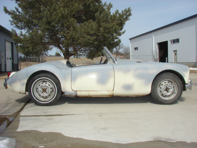 1957 mga roadster unrestored original! solid!