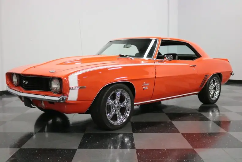 correct hugger orange, 396 v8 big block, 5 speed manual, ps/b w/ 4 whl disc