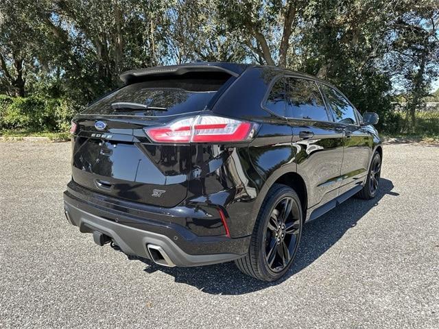 2022 ford edge st