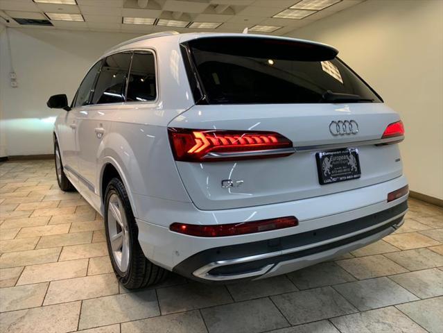 2022 audi q7 45 premium plus