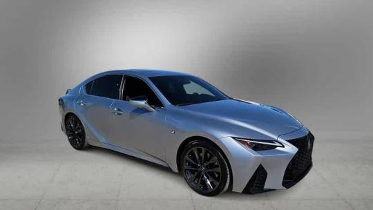 2023 Lexus IS