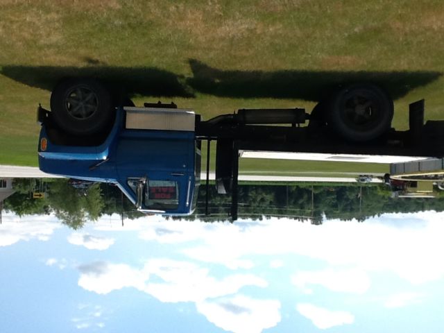 ford f 600 flatbed