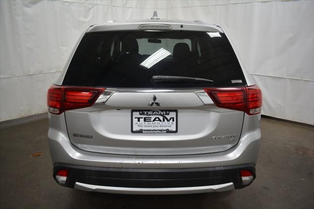2018 mitsubishi outlander se