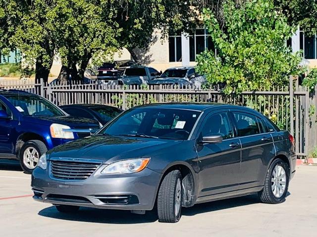 2013 chrysler 200 touring