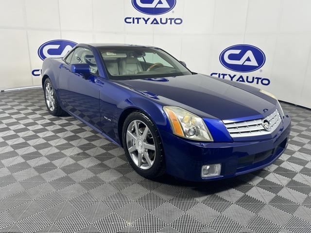 2005 cadillac xlr base