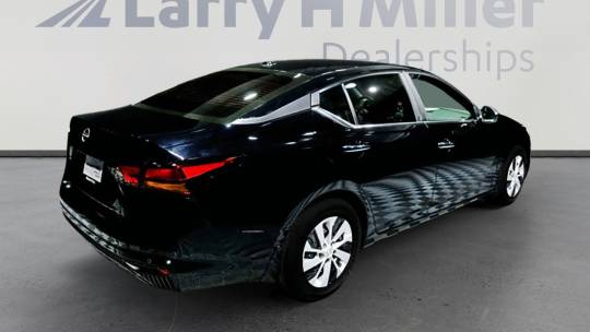 2025 Nissan Altima