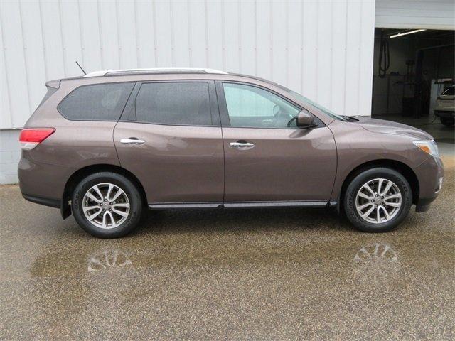 used 2015 nissan pathfinder sv grand rapids, mi 49512 for sale in grand rapids, michigan