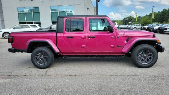 2024 Jeep Gladiator s