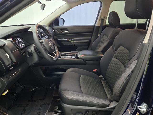 2022 nissan pathfinder sv 4wd