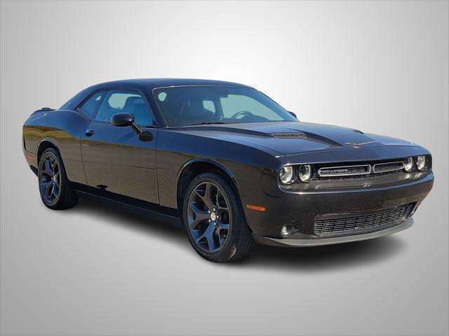 2018 dodge challenger sxt