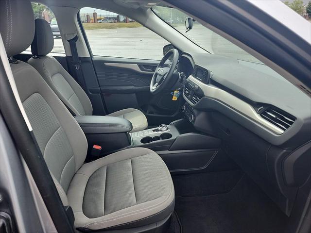 2022 ford escape s