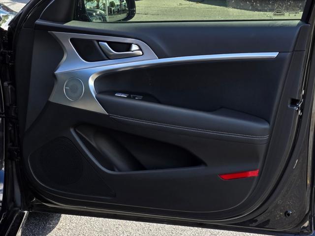 2021 genesis g70 2.0t