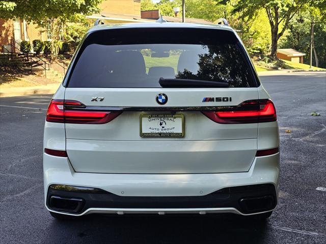 2021 bmw x7 m50i