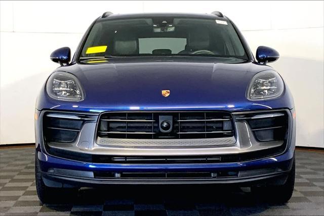 2023 porsche macan base