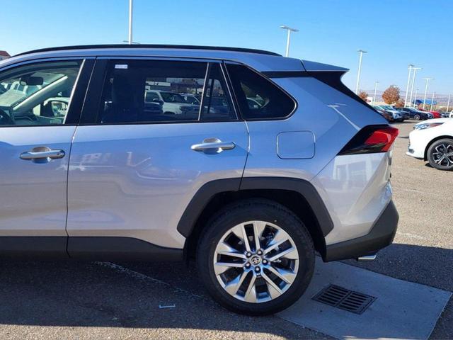 2019 toyota rav4 xle premium