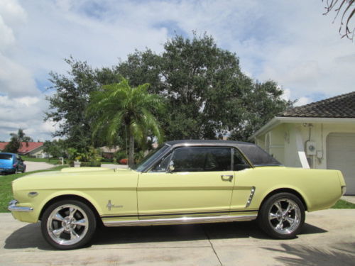 1965 mustang 2 dr hardtop w/ late model 5.0 and 5 spd beautiful restoration
