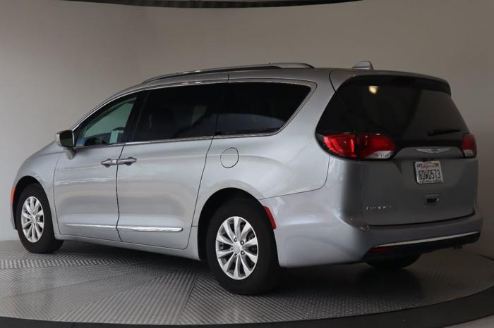 used 2018 chrysler pacifica touring-l san diego, ca 92111 for sale in san diego, california