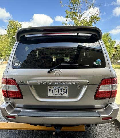 2007 toyota land cruiser base