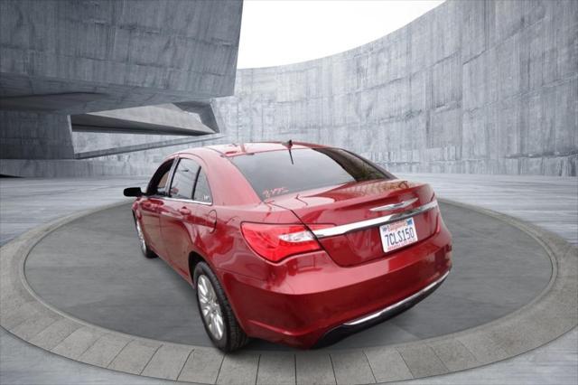 2014 chrysler 200 lx