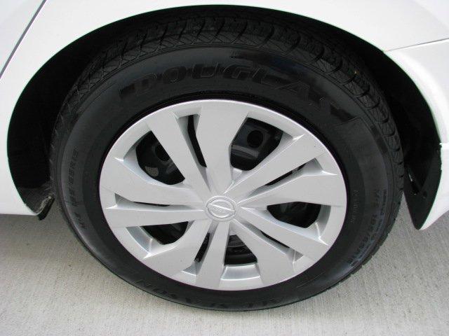 2020 nissan versa s